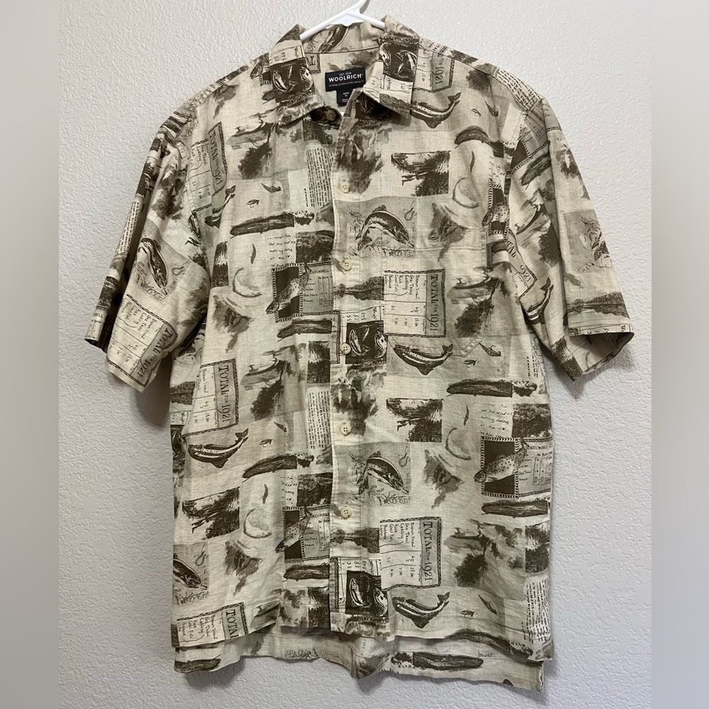 Woolrich Men's Fishing Print Button Down Shirt Size Medium